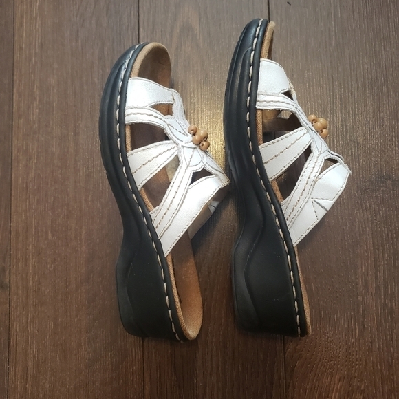 Clarks Sandals - Picture 3 of 7